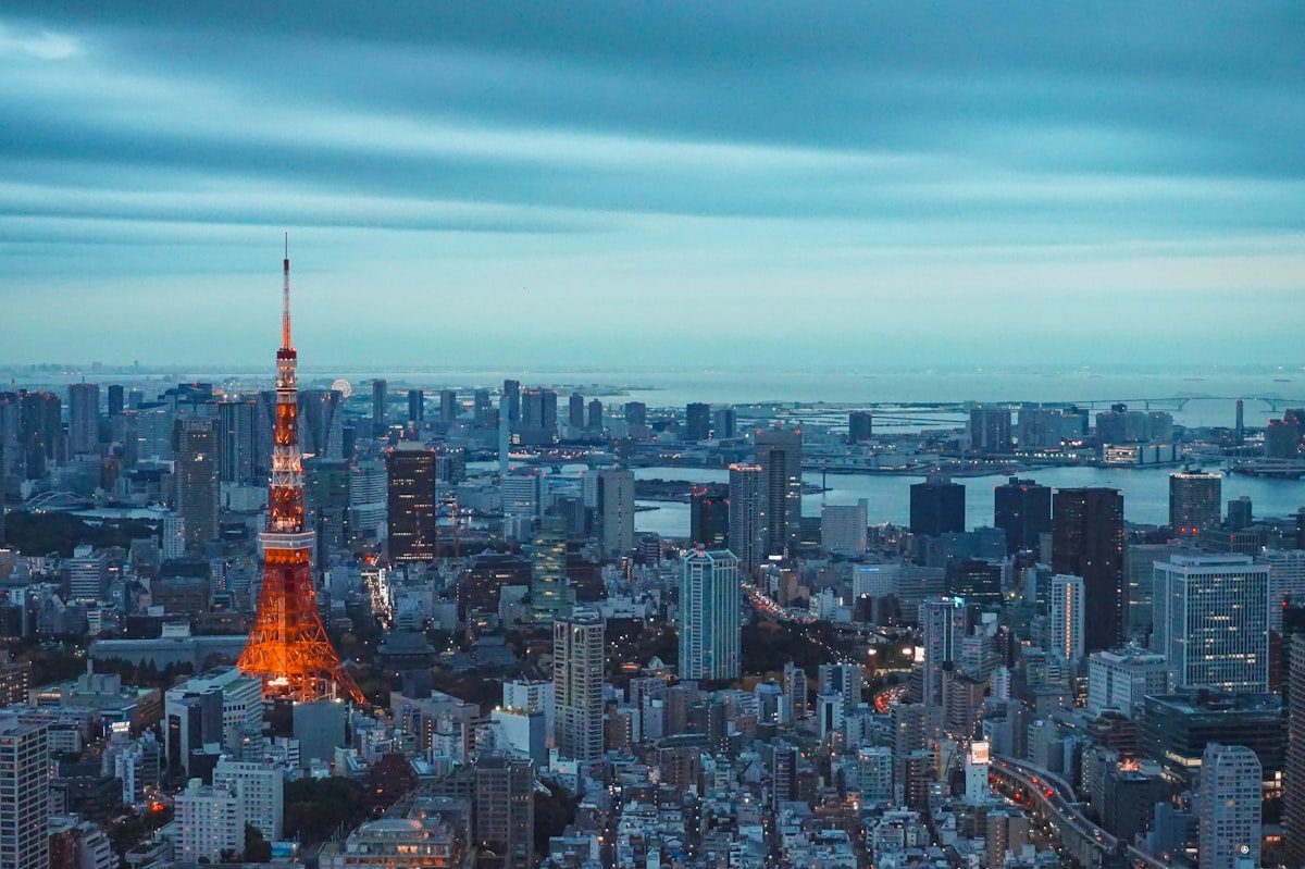 マンション買取の相場と市場価格の関係
